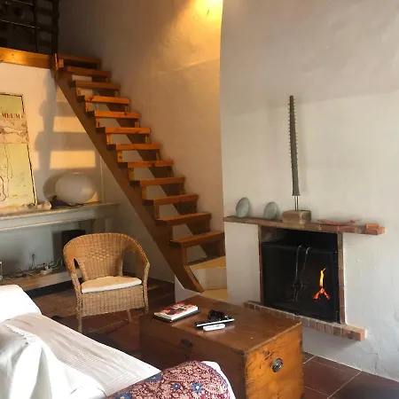 O Casal Das Loureiras Homestay *
